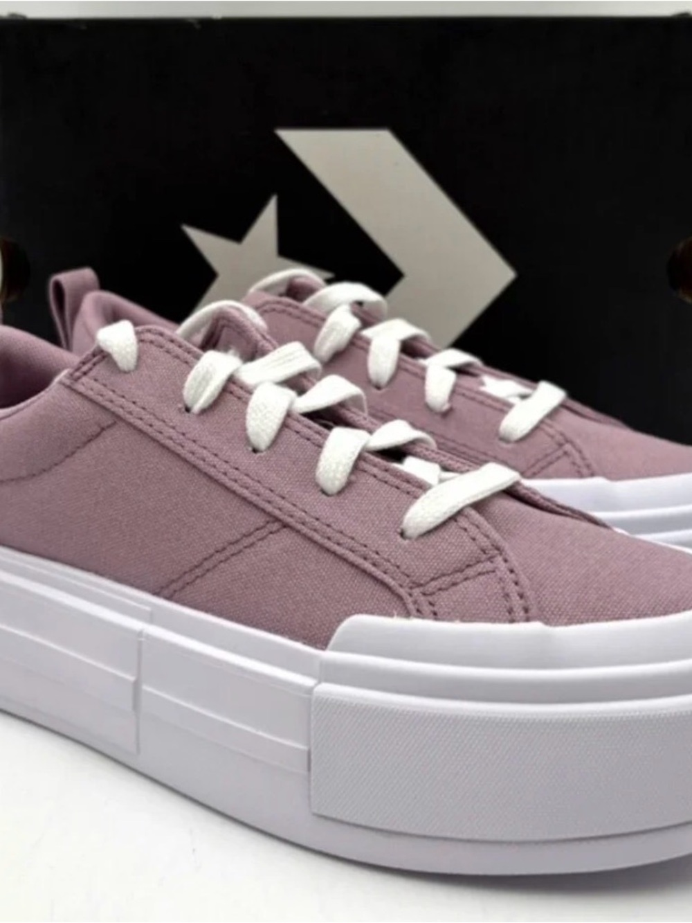 Converse Low-Top Platform Sneaker - Dusty Rose & White